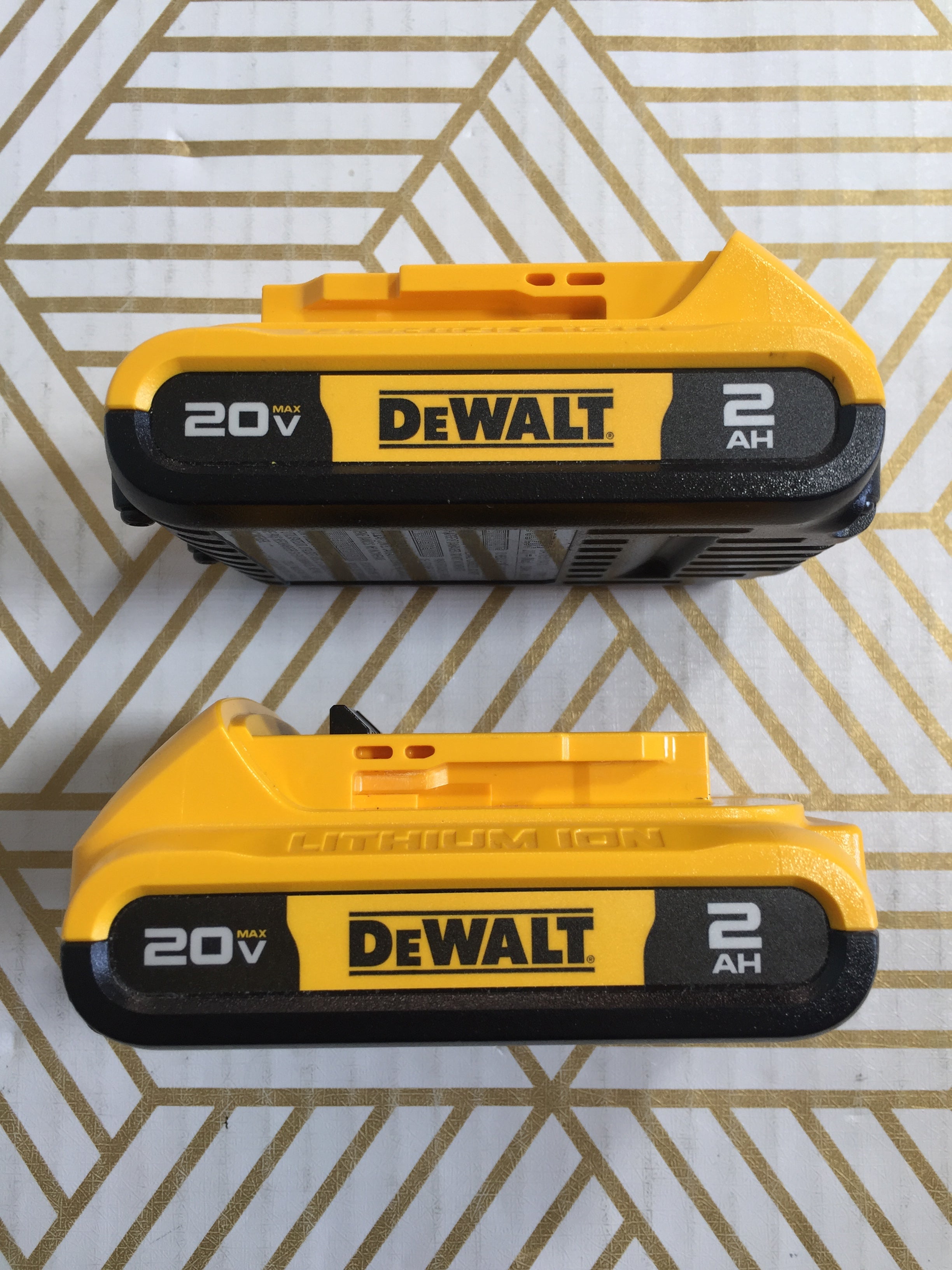 Genuine DEWALT 20V MAX Battery, Compact 2.0Ah Double Pack (DCB203-2) (7855632941294)